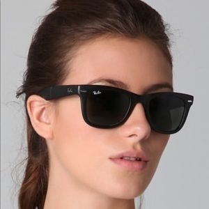 Ray Ban wayfarer sunglasses perfect condition